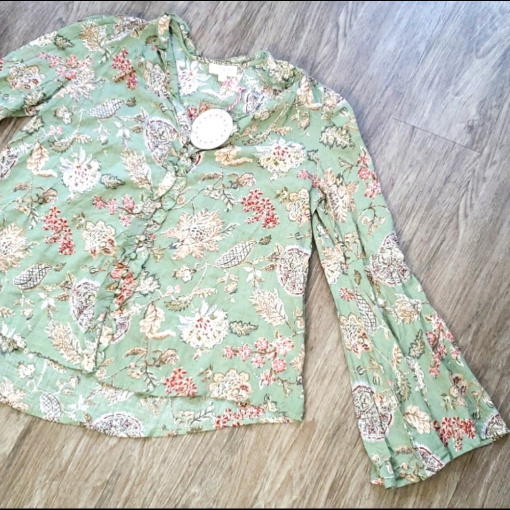 Anthropologie Umgee Green Floral Bell Sleeve Tunic